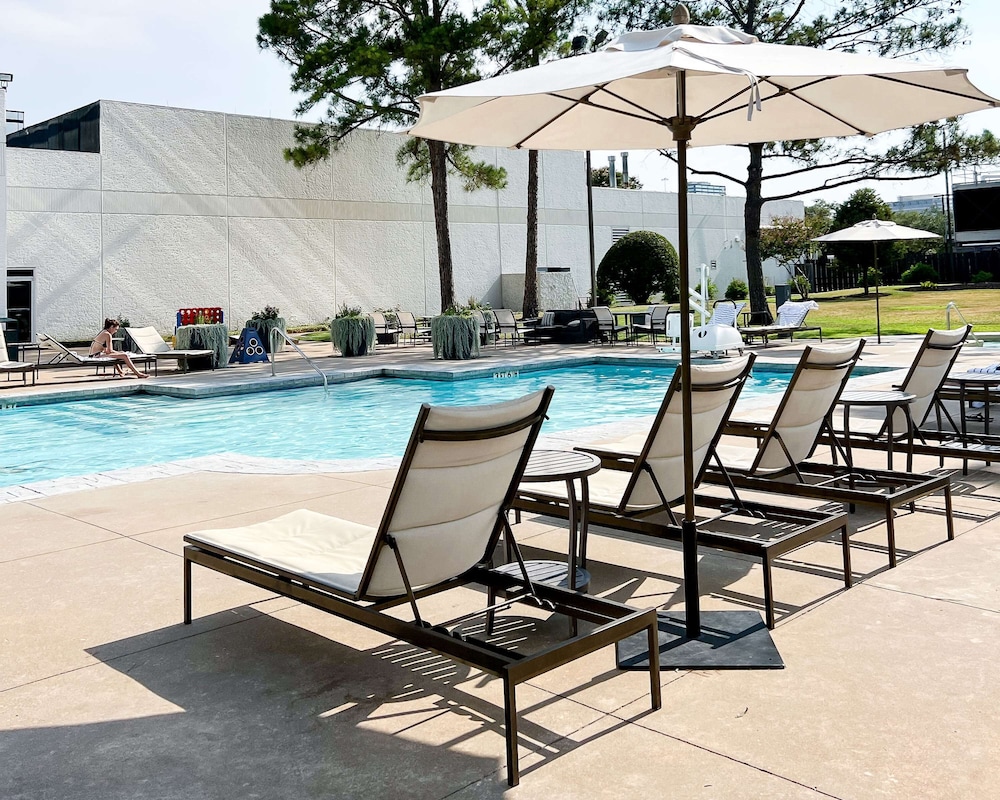 Hyatt Regency Houston West 41/61