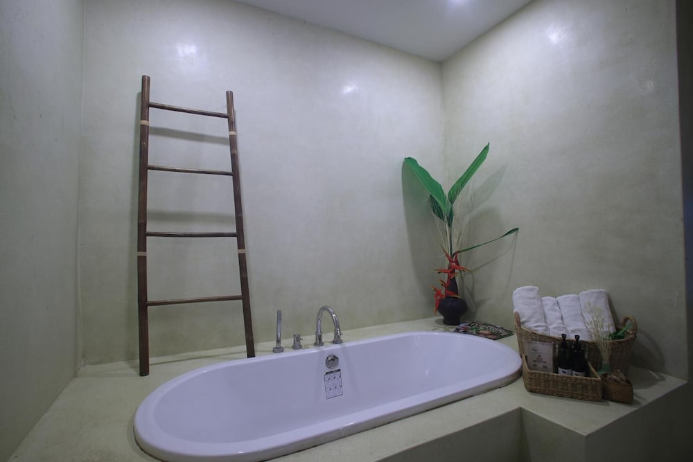 Azalea Village Wellness Resort 16/69