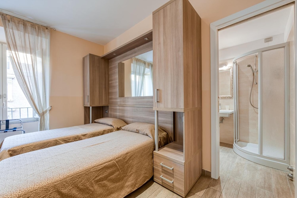 B B Le Suite Di Via Catone 37/69