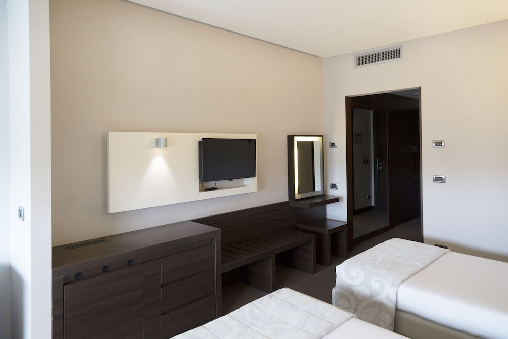 Hotel Selene 12/35