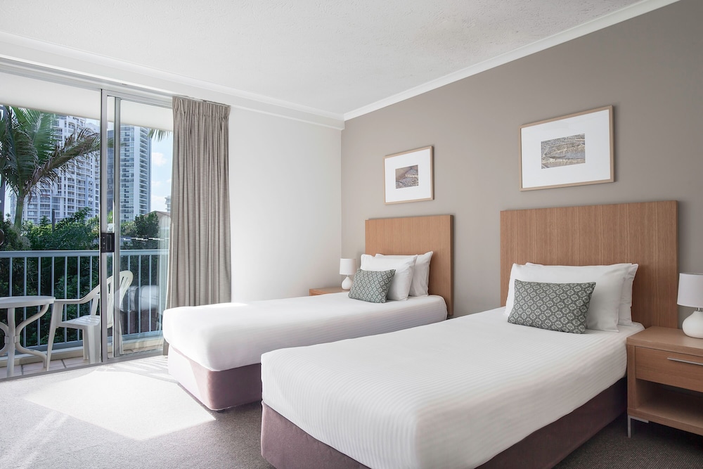 Breakfree Diamond Beach Broadbeach 38/78