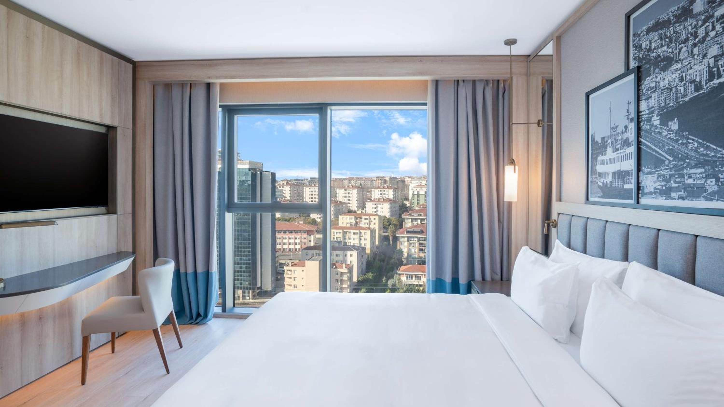 Standard, City View