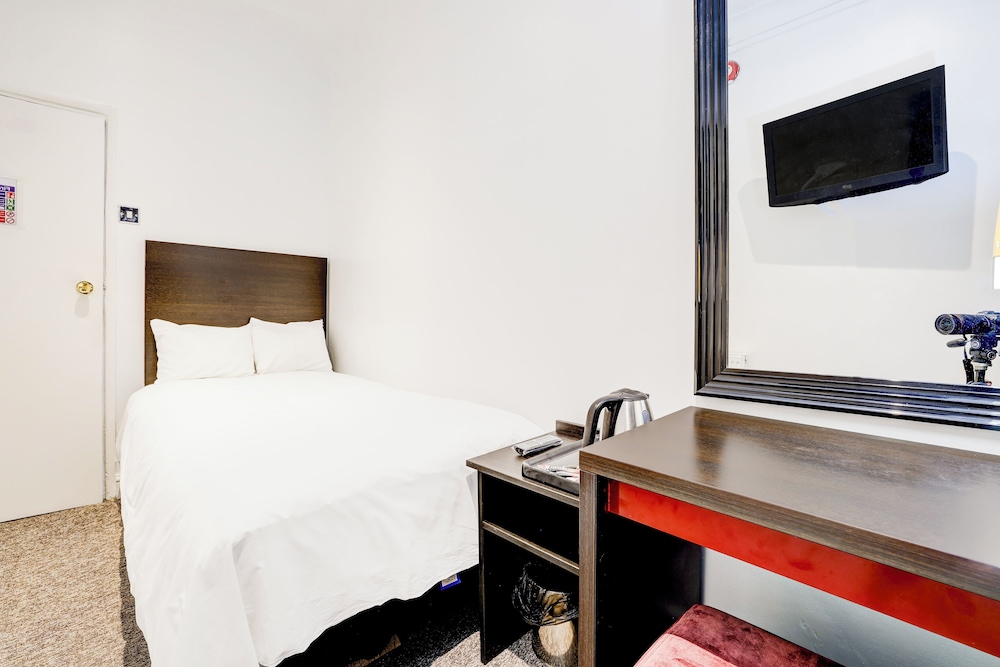 London Shelton Hotel, Finsbury Park 49/51