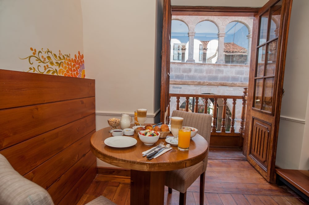 Casa Biru Hotel Boutique 46/68