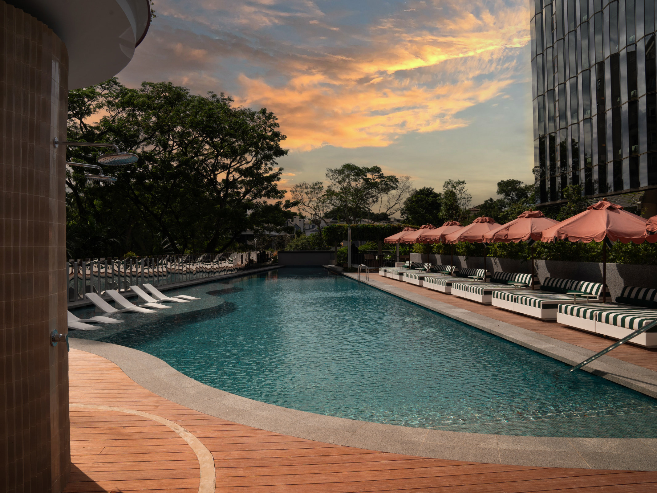 The Standard, Singapore 59/61