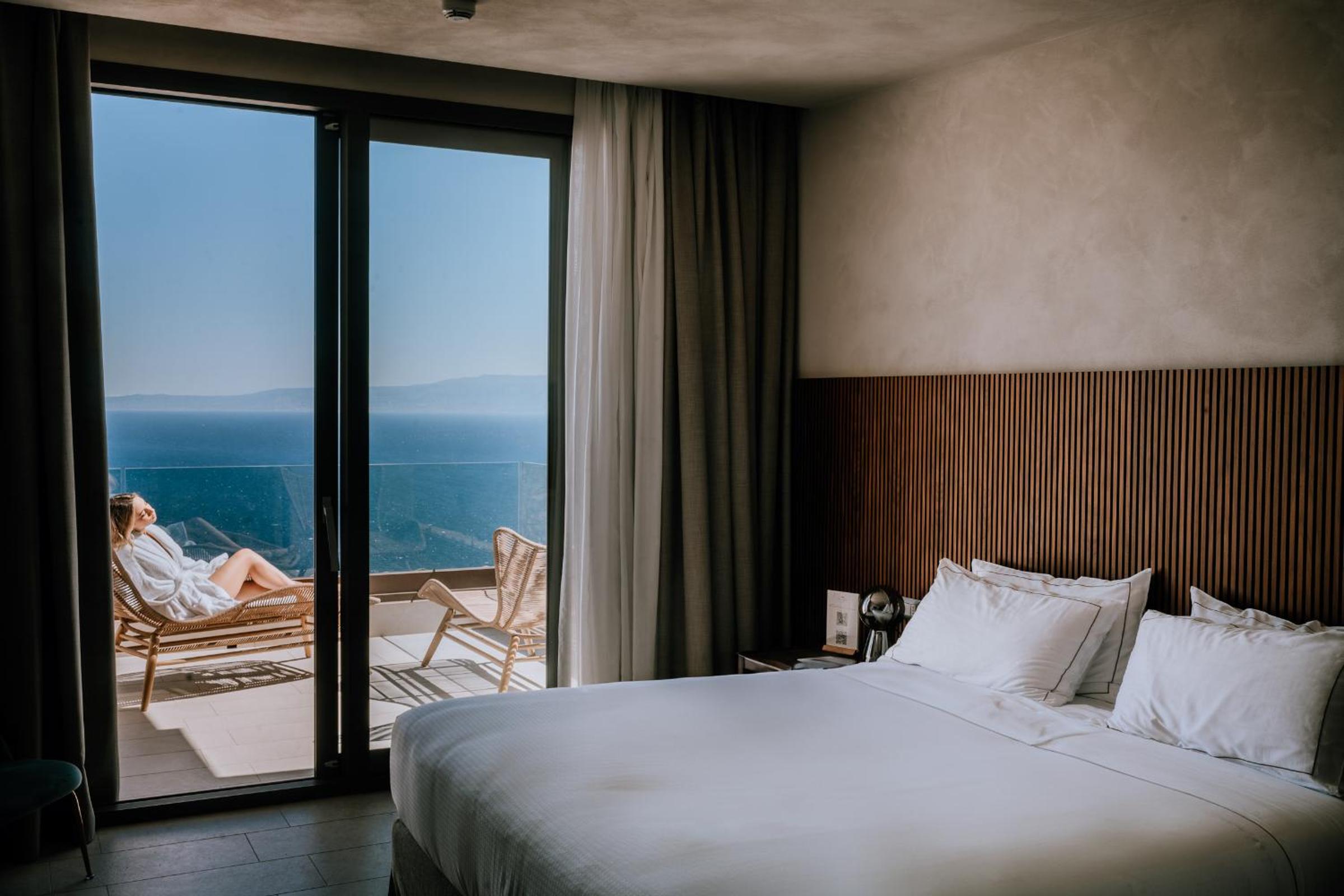 Room, Double Bed, Sea View, Attic