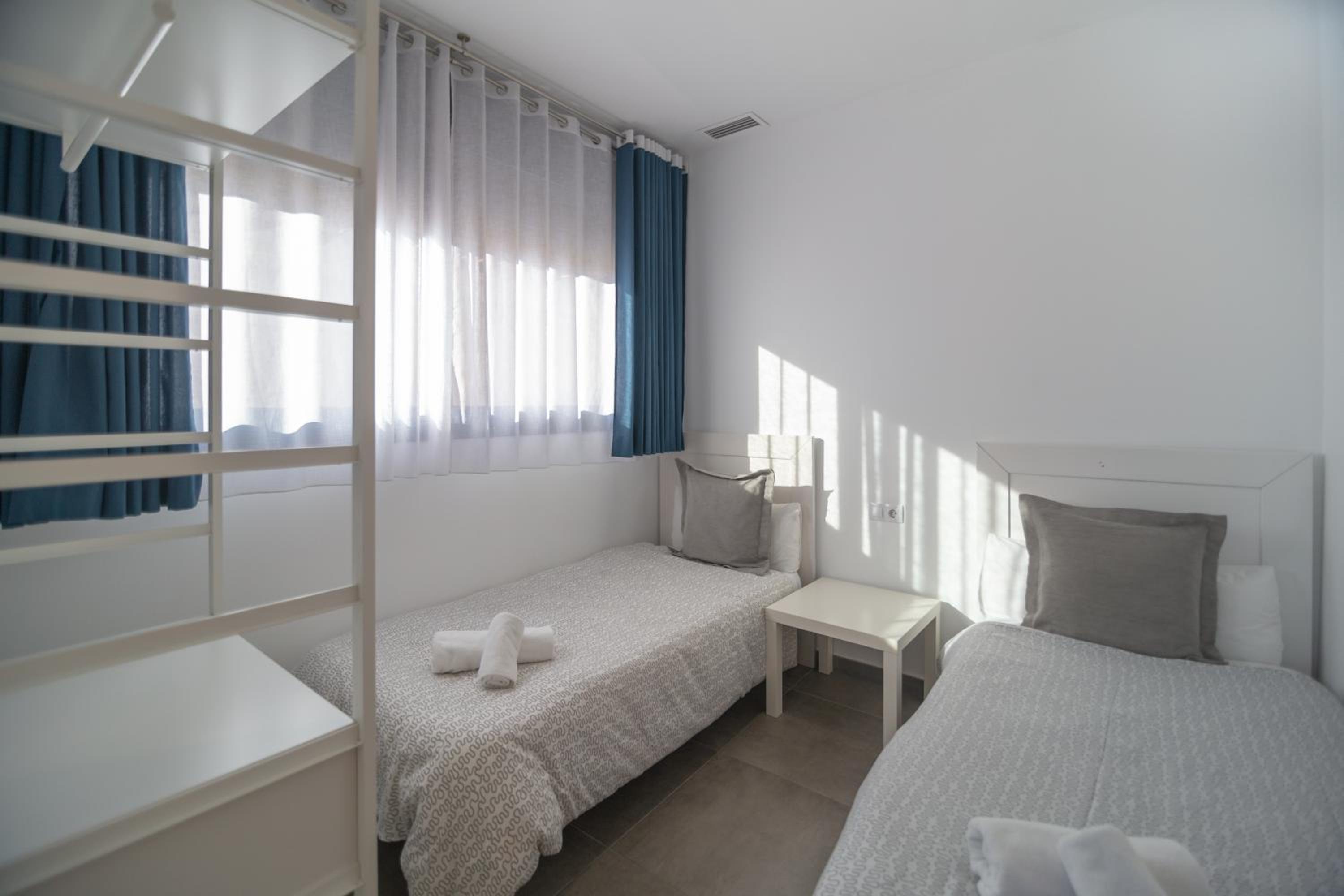 Apartamentos El Carmen by Be Alicante 12/50
