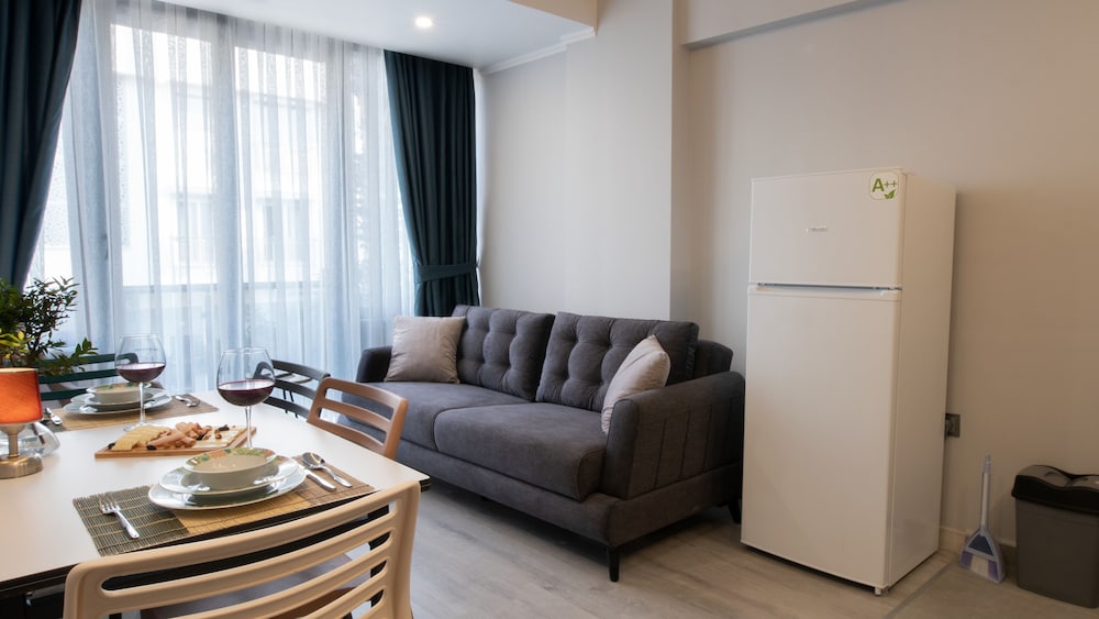 Opera Suites 24/50