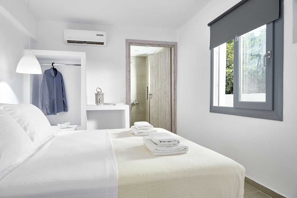Kythnos Bay Hotel 2/50
