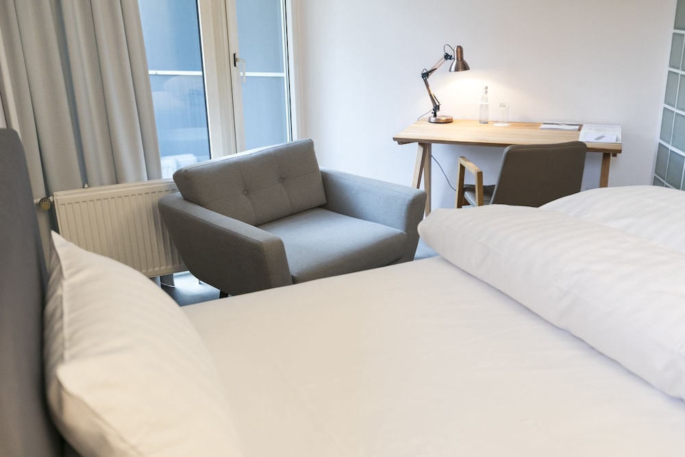 Wald & Golfhotel Lottental 18/29