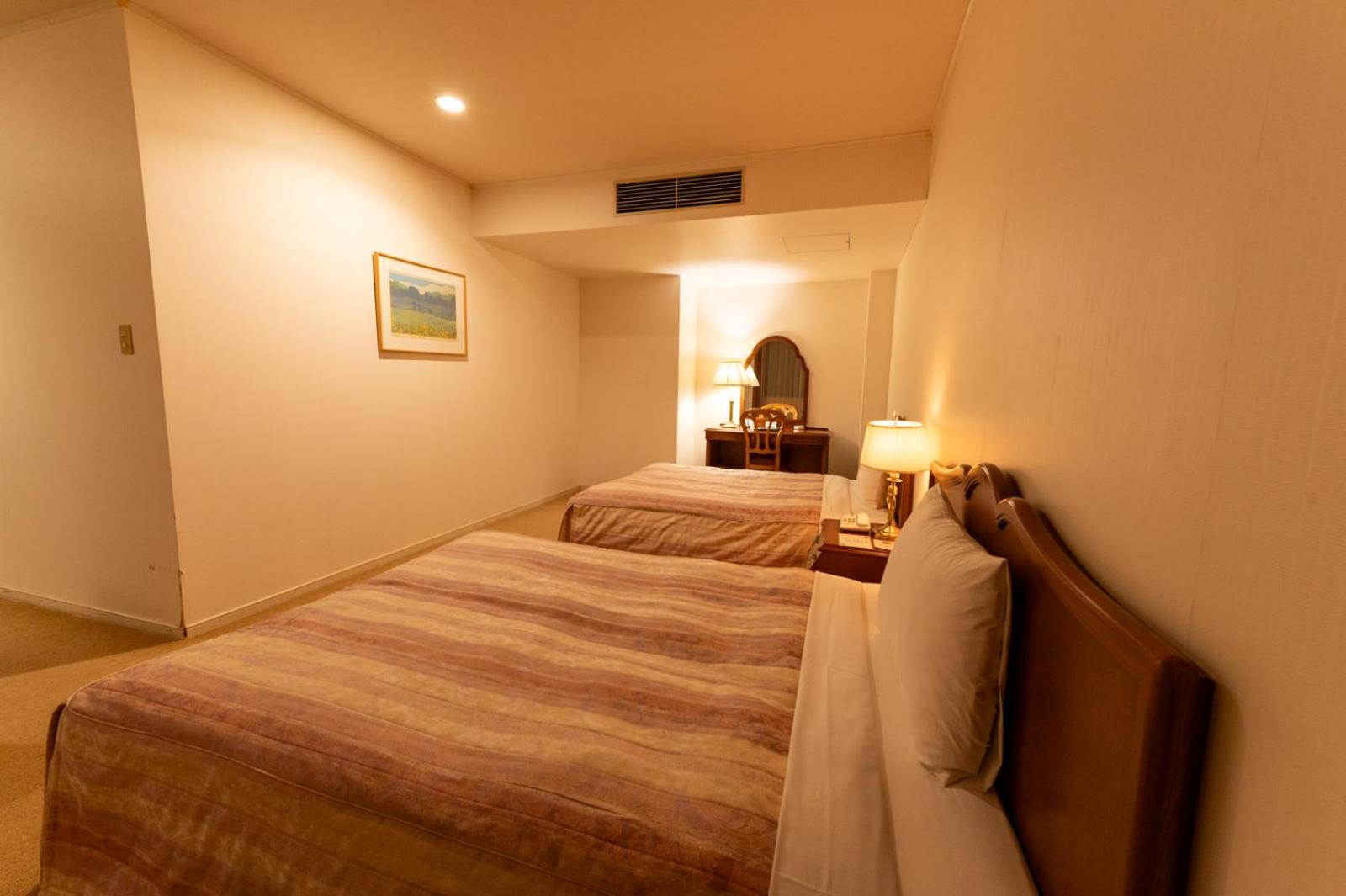 Fuji Classic Hotel 8/60
