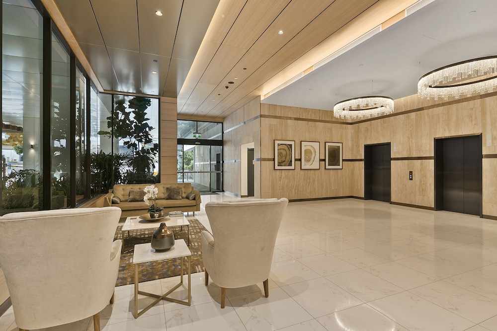 Hope Street Apartments by CLLIX 7/50
