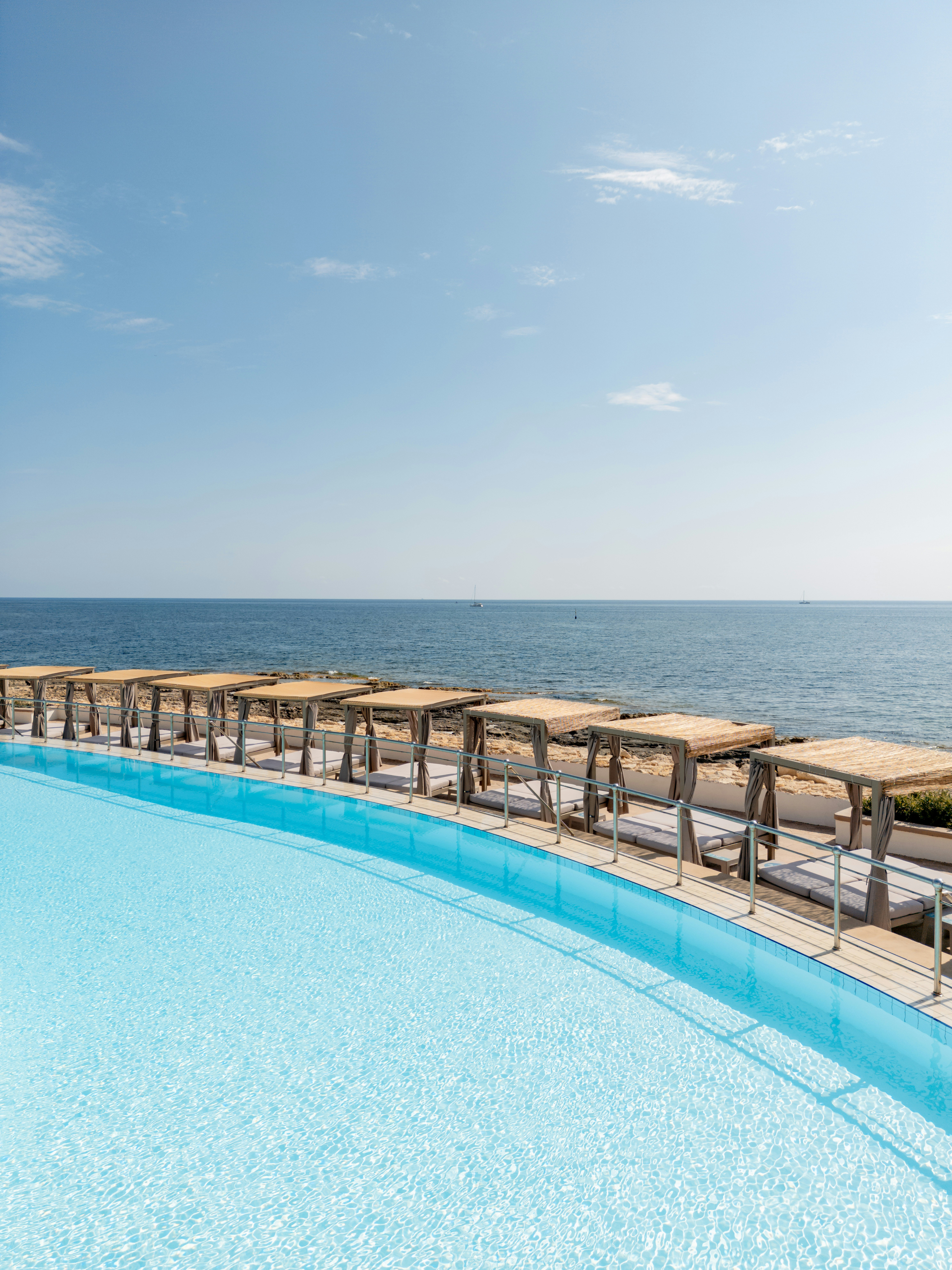 HILTON MALTA 98/100