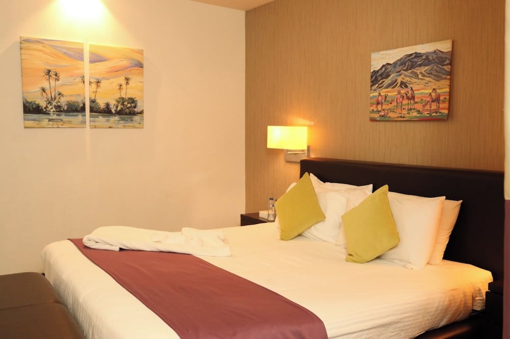 جولدن توليب حائل(Golden Tulip Hotel) 12/39