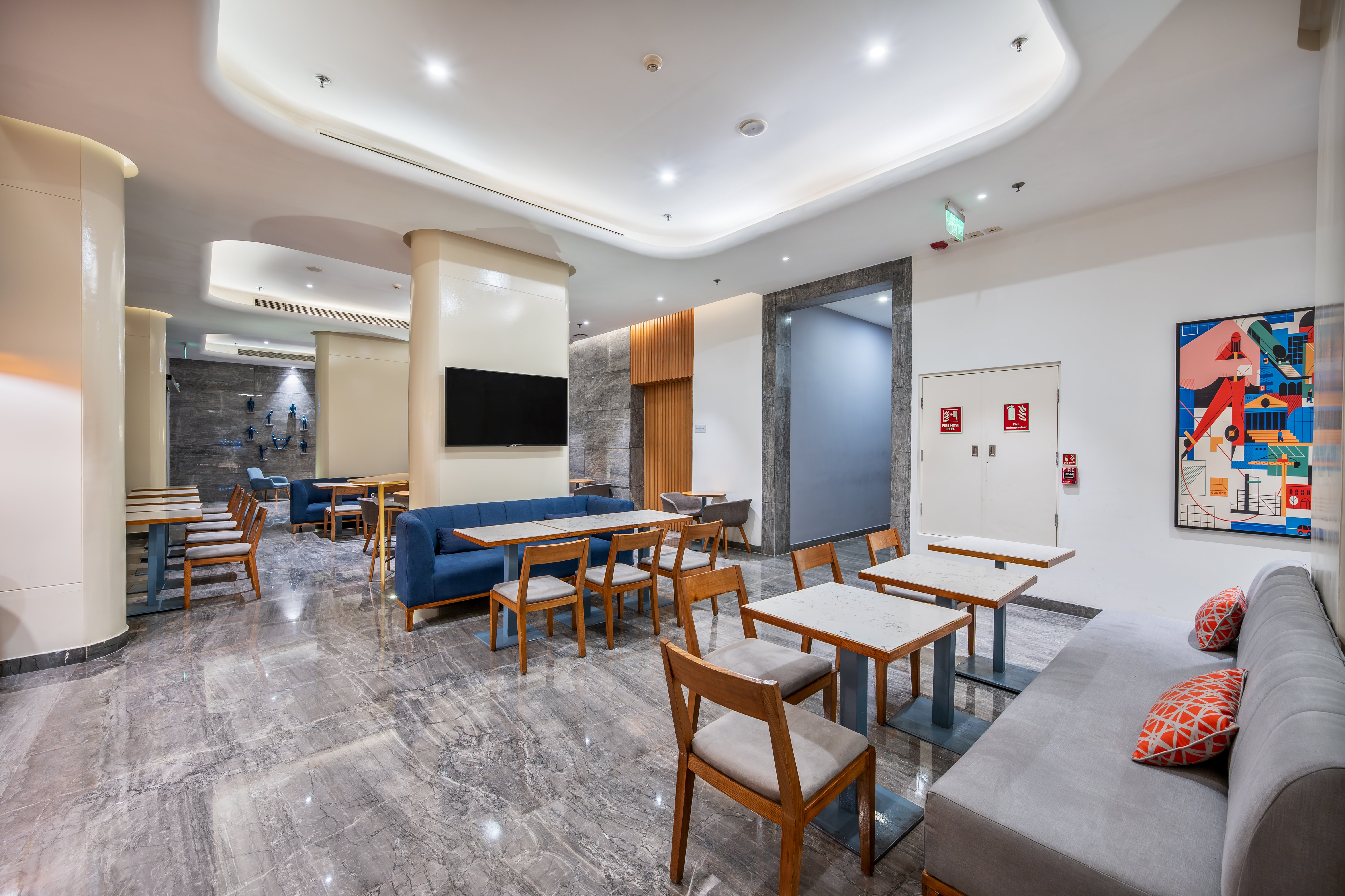 Holiday Inn Express Hyderabad Hitec City 47/76