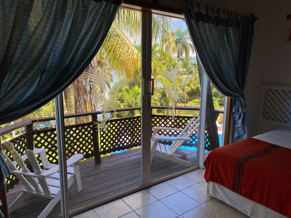 HOTEL VILLA CARIBE 11/65