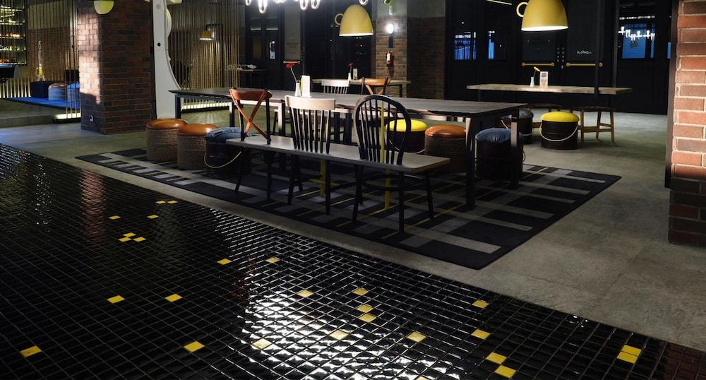 Rooms Inc Hotel Pemuda 46/59