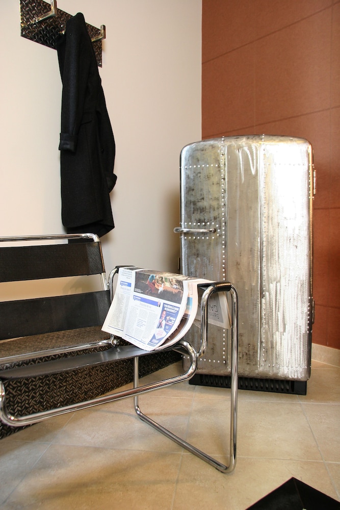 Hotel La Suite 39/75