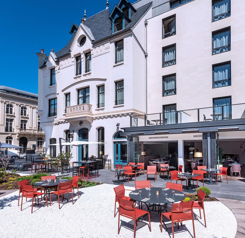 Radisson Blu Hotel, Rouen Centre 70/77