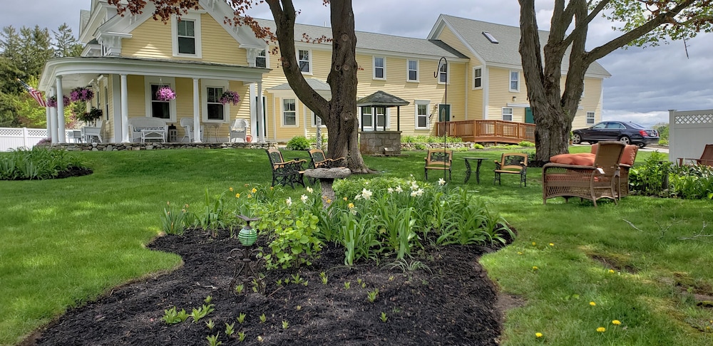 Elmere House Bed and Breakfast 34/50
