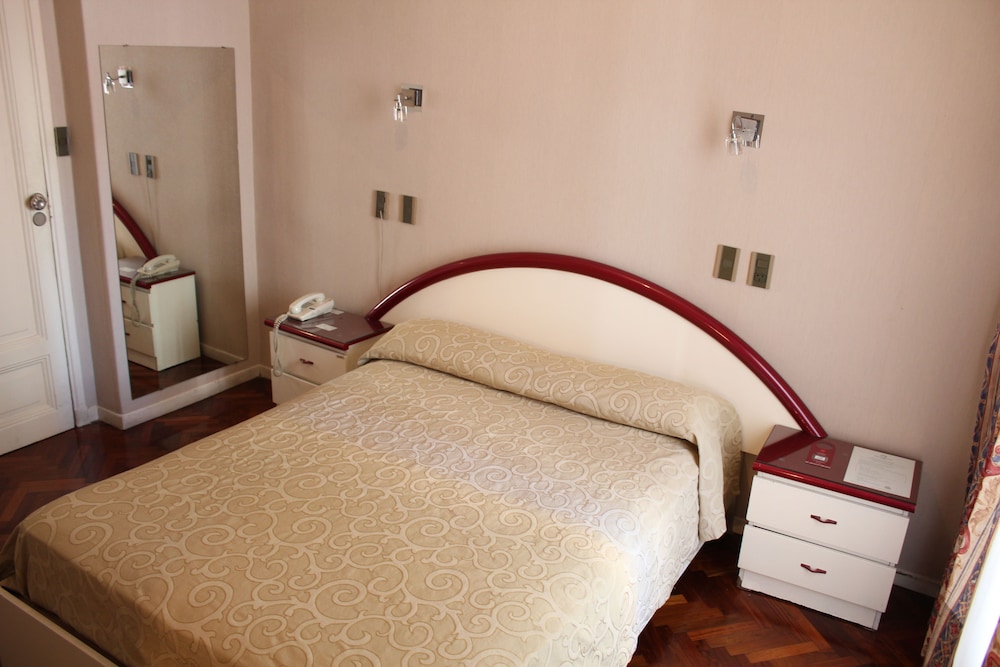 Ayacucho Palace Hotel 2/28