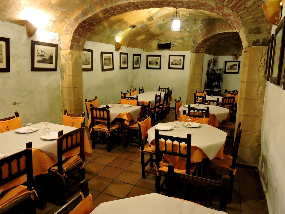 La Fonda 43/49
