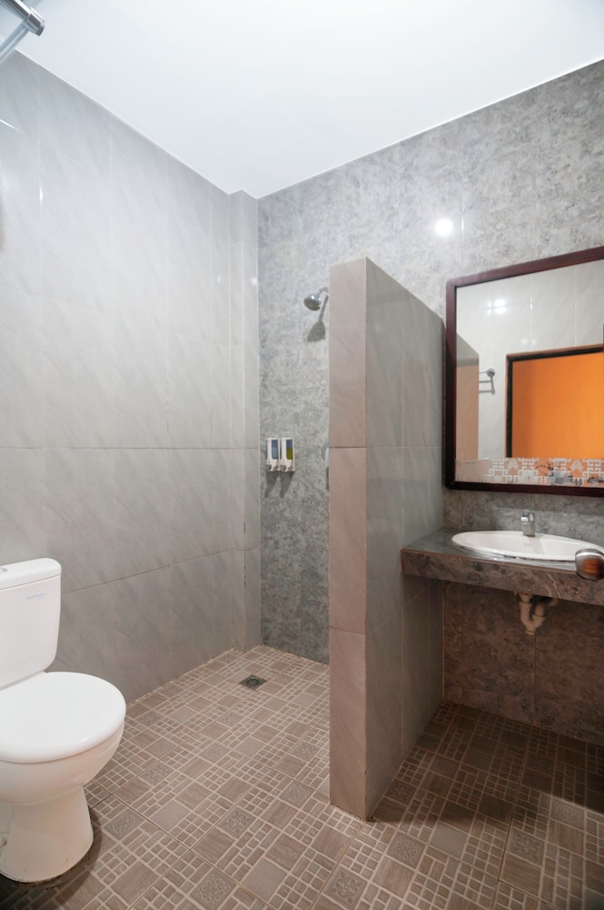 Hotel Transit Pasuruan 43/43