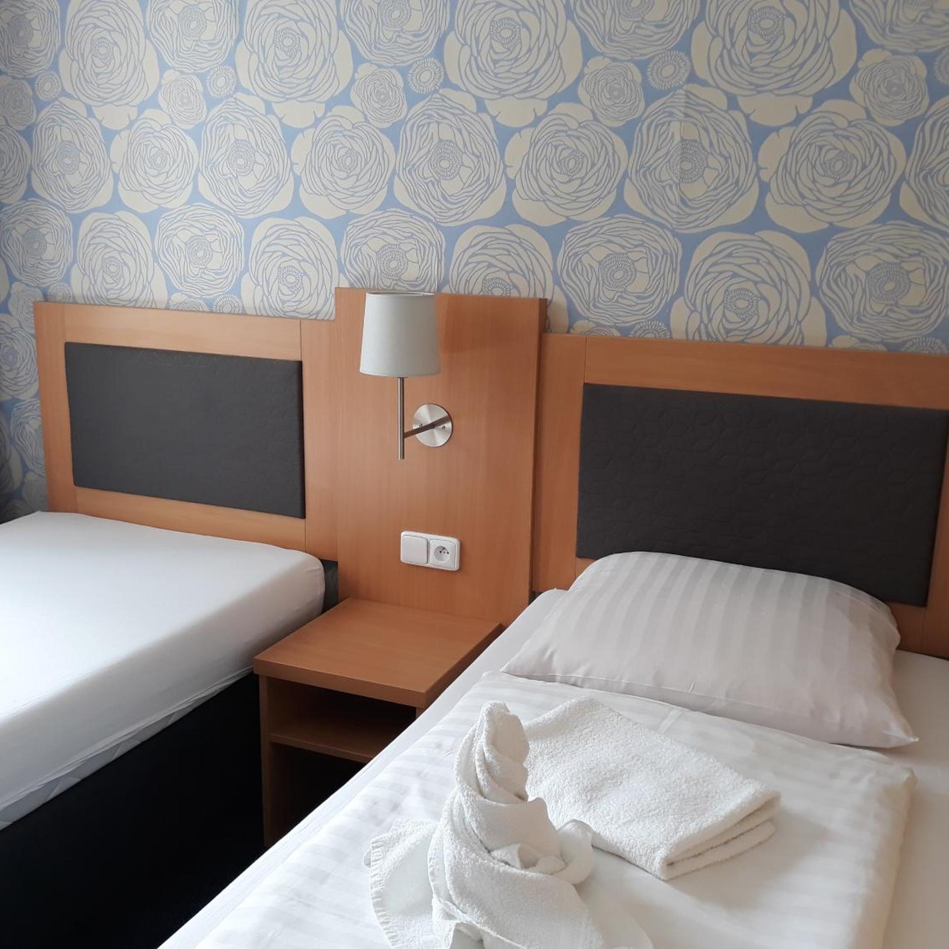Hotel Rozvoj 29/64