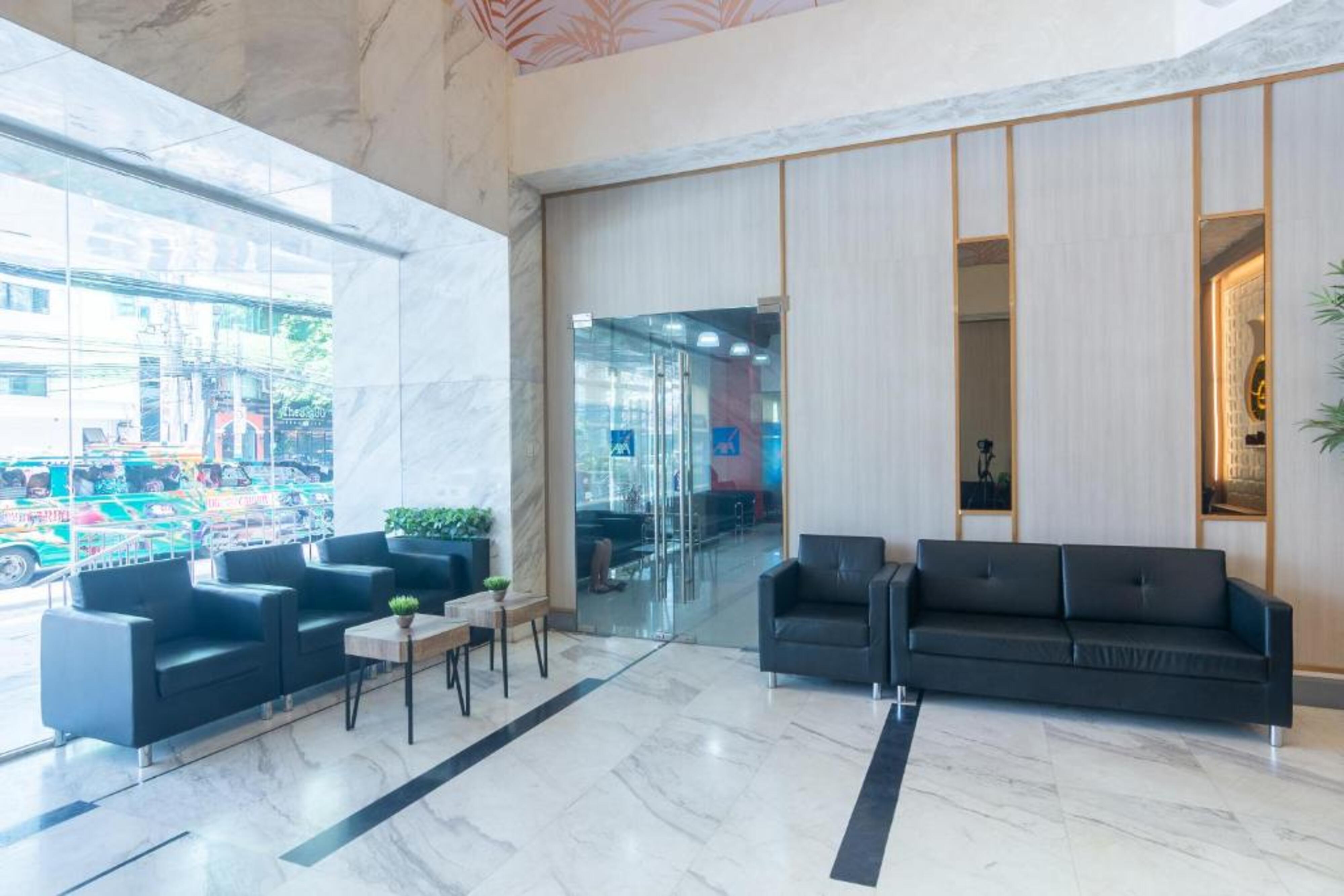 Anika Suites 33/39
