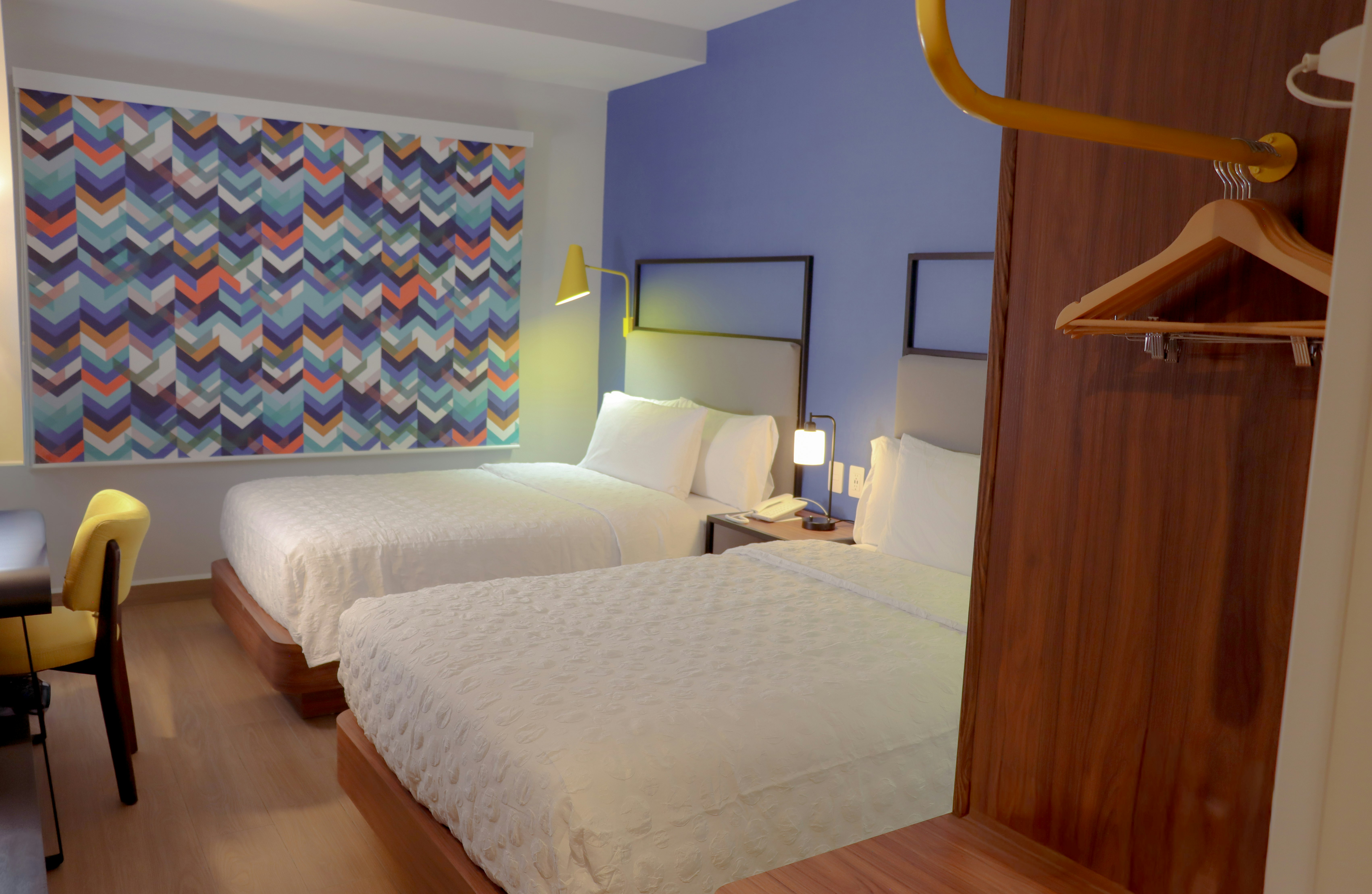 ROOM, 2 QUEEN BEDS