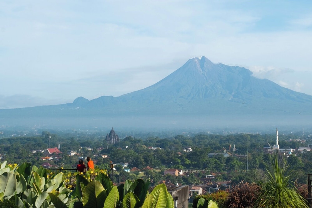 Abhayagiri - Sumberwatu Heritage Resort 41/55