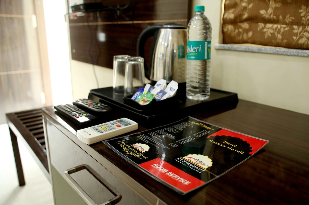 Hotel Roshan Haveli 29/29
