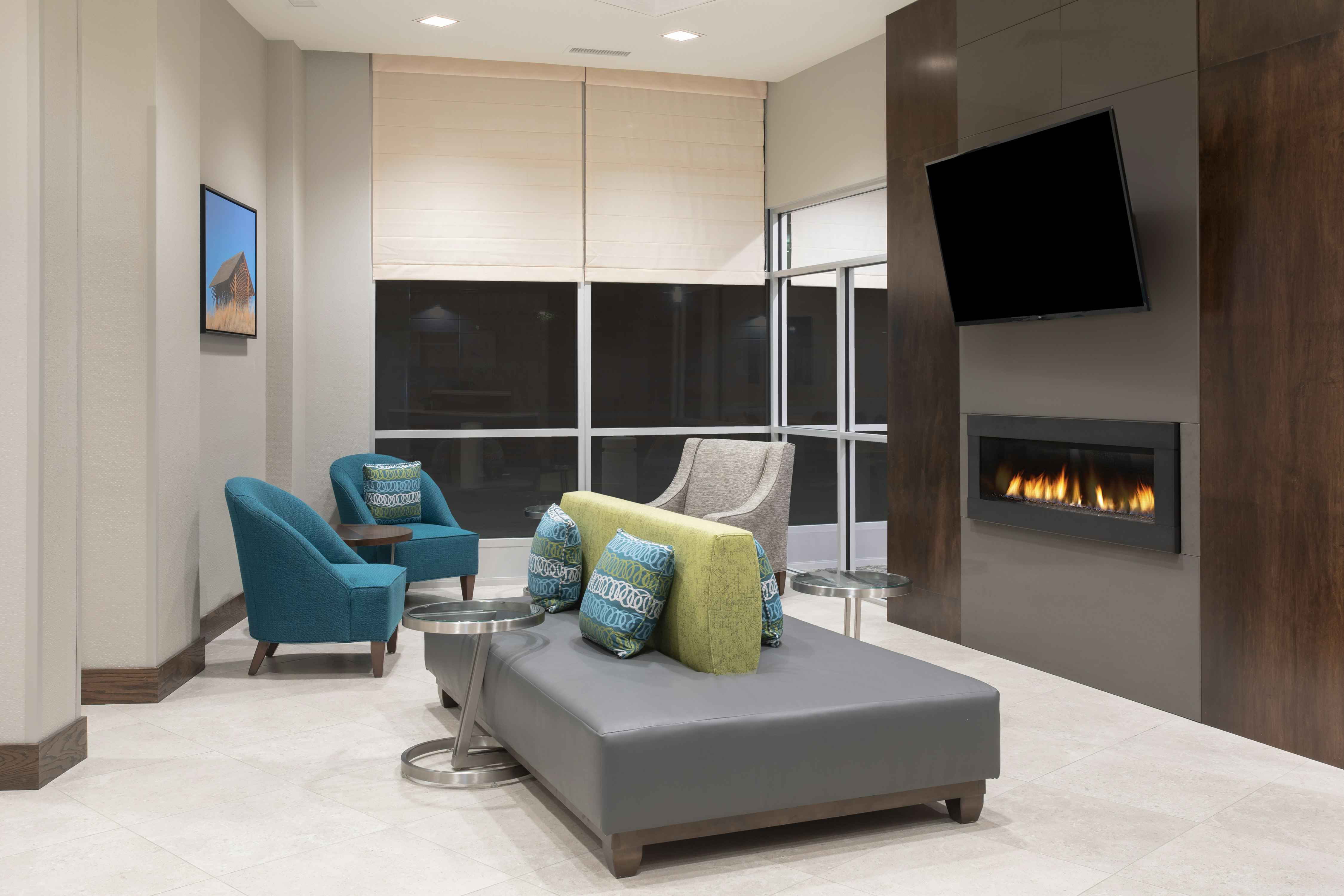 Hilton Garden Inn Omaha Aksarben Village 13/16