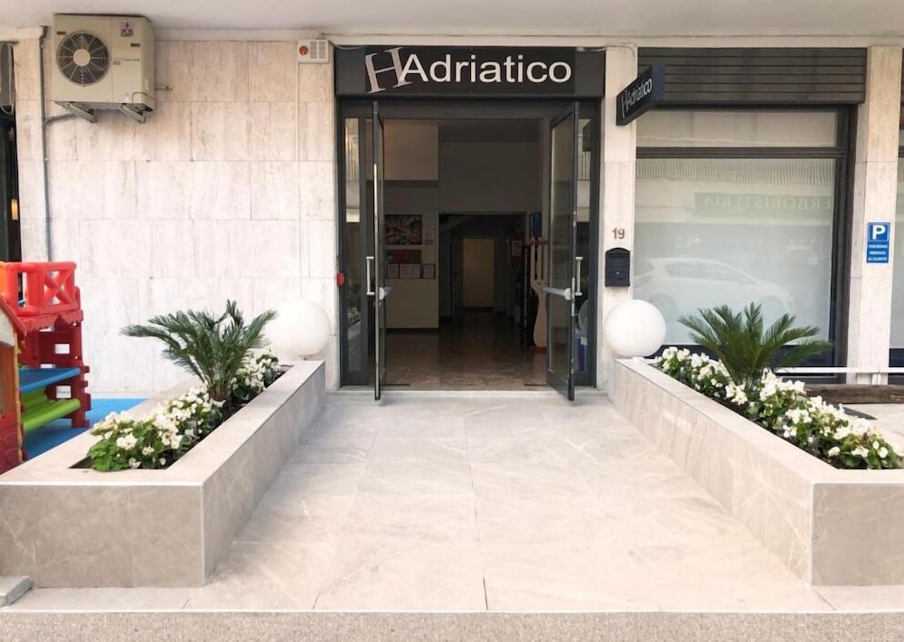 Hotel Adriatico 8/45