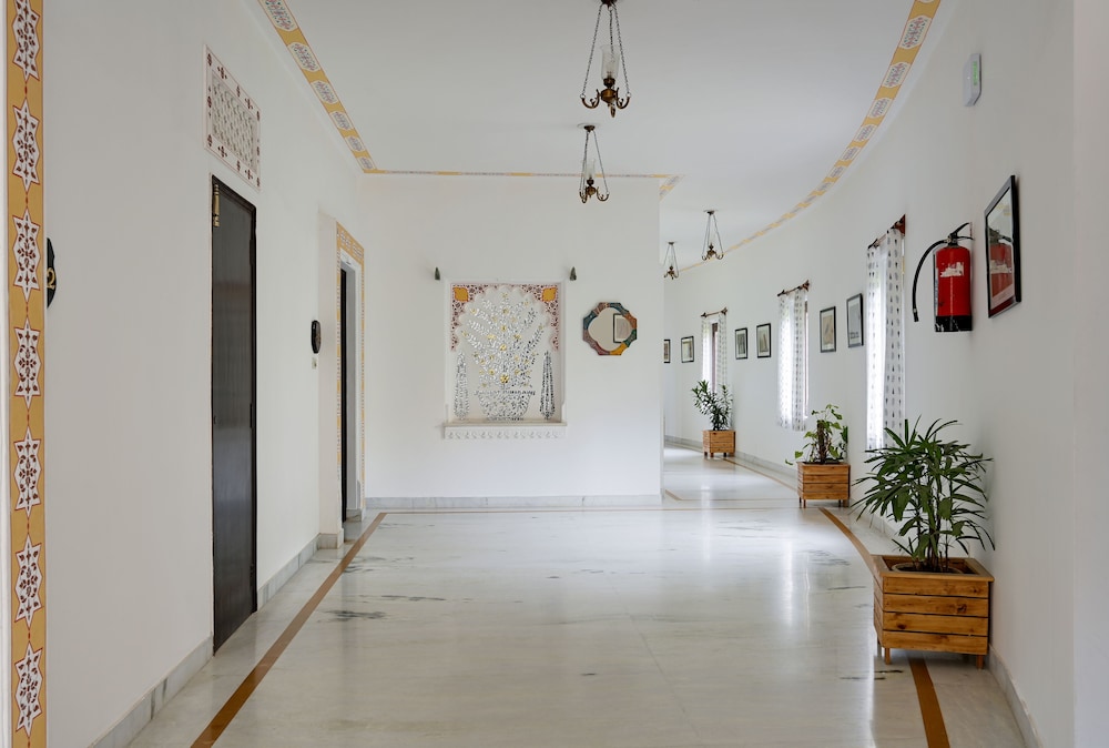 Hotel Swaroop Vilas 9/49