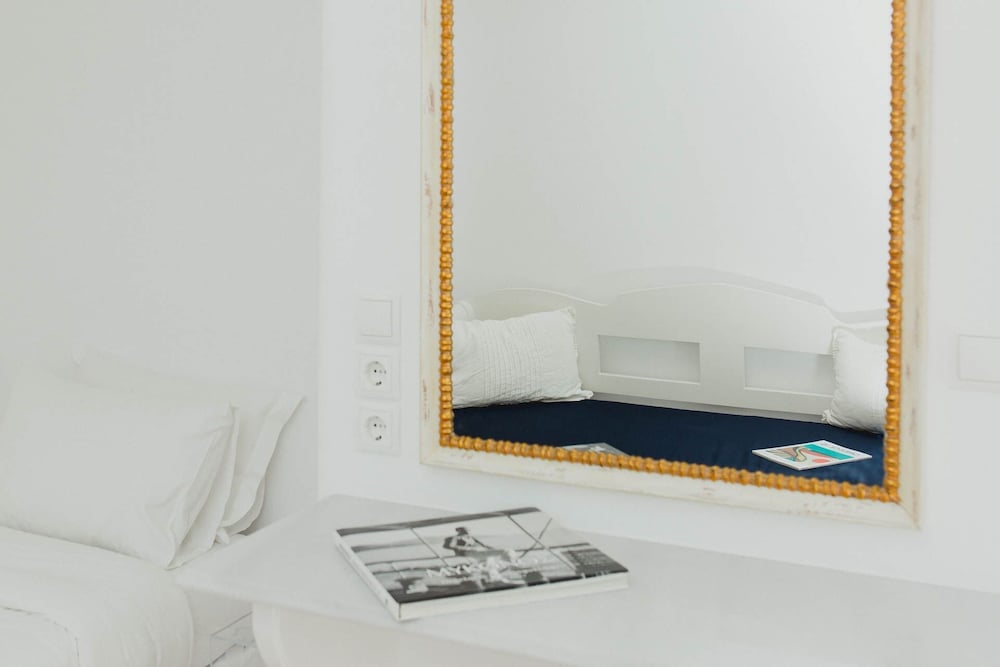 Superior, 1 Double and 1 Single Bed, Hill View, Aether Boutique Stay 3/3