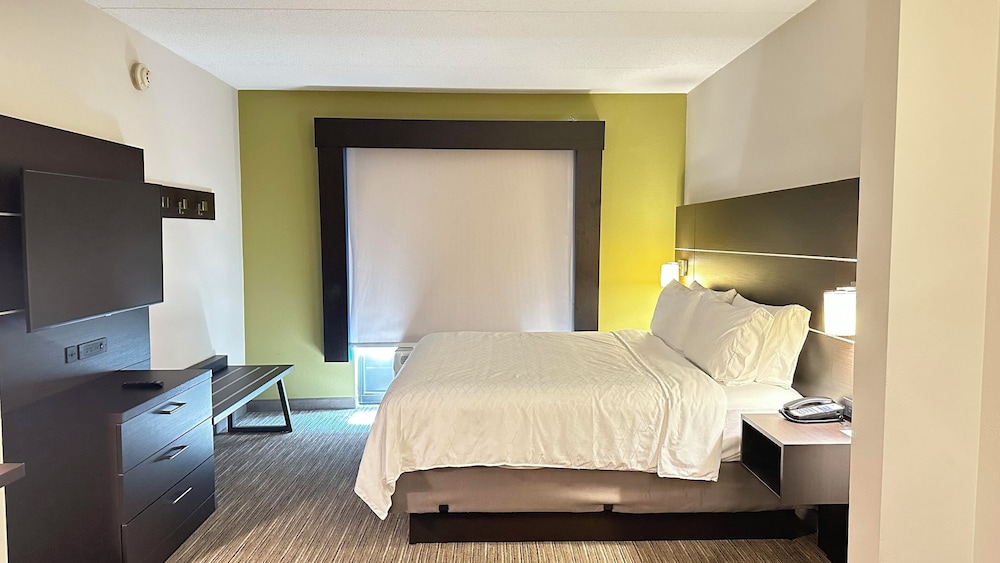Holiday Inn Express & Suites Prospect Heights 24/50