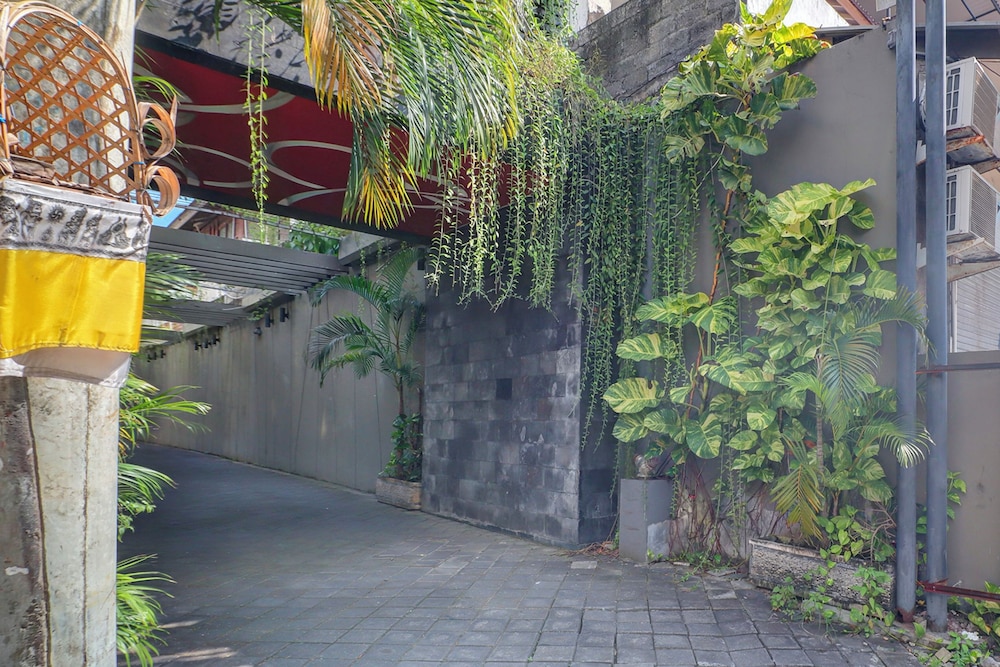 Ping Hotel Seminyak 46/49