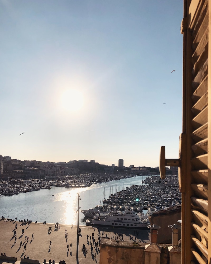 New Hotel Le Quai Vieux Port in MARSEILLE