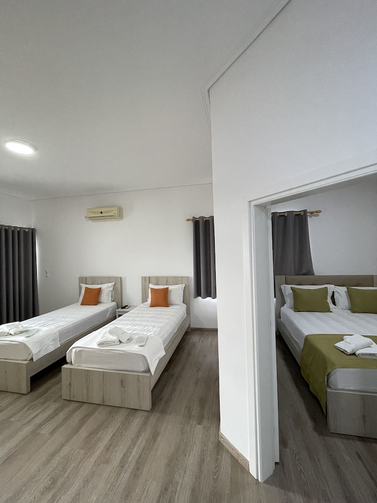 Relax Mea Hotel 5/50