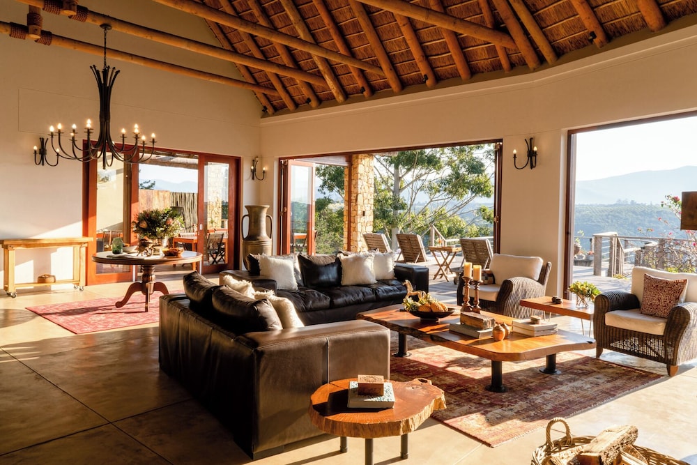 Tamodi Lodge and Stables 35/50