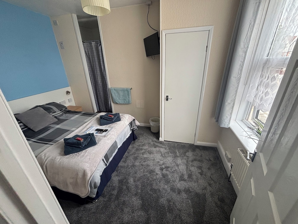 Ivydene Hotel 20/50