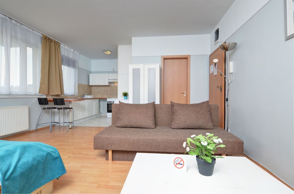 Agape Apartments 45/68