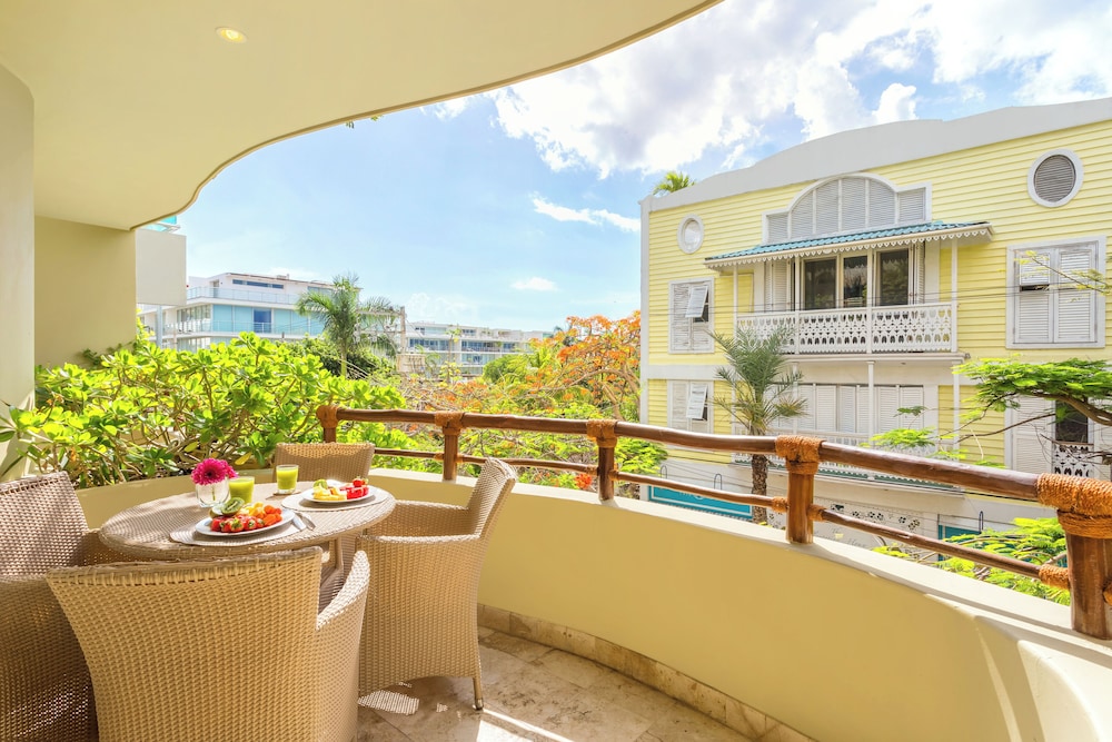 Maya Villa Condo Hotel Beach Club 3/49