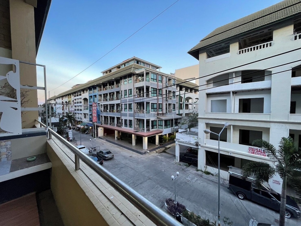 Anna Residence 4/45