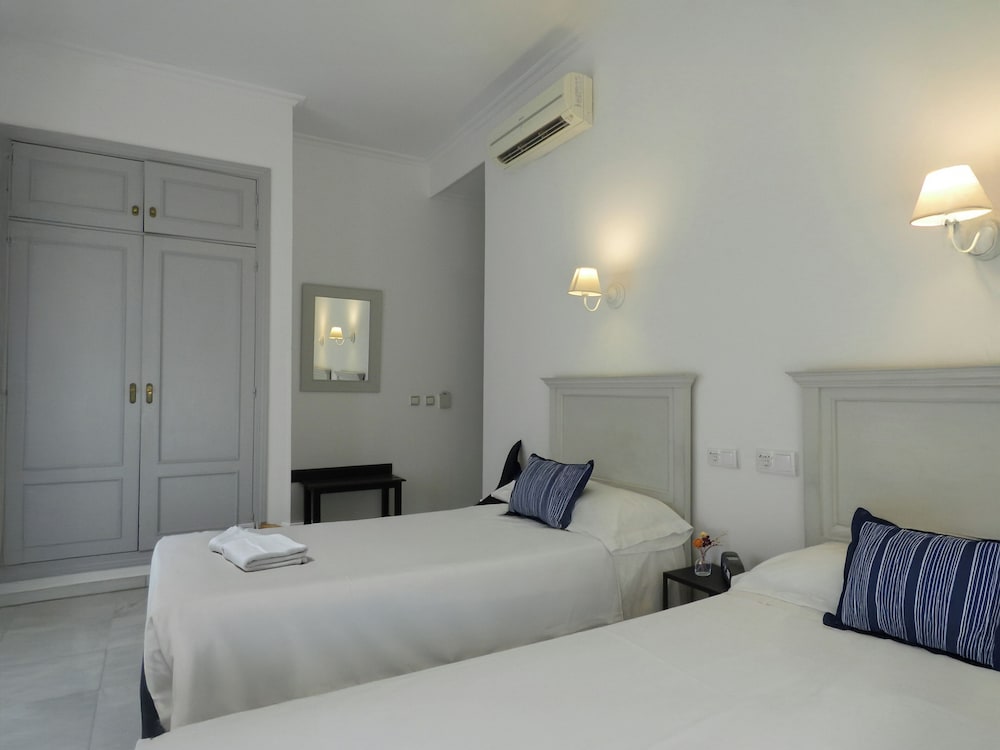 Hotel Dona Blanca 9/41
