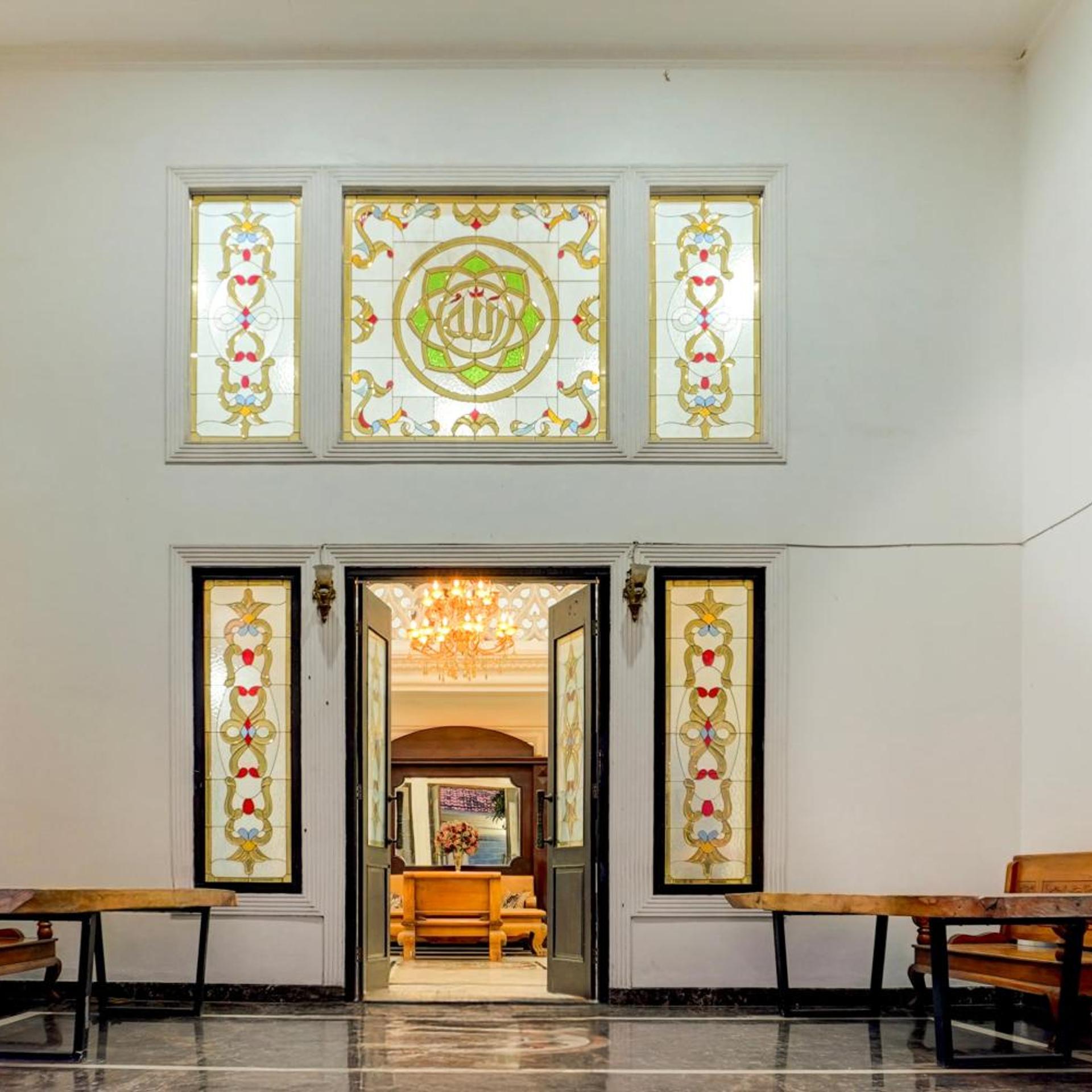 Hotel O Stasiun Cirebon Kejaksan Near Alun Alun Cirebon Formerly Family Homestay 6/27
