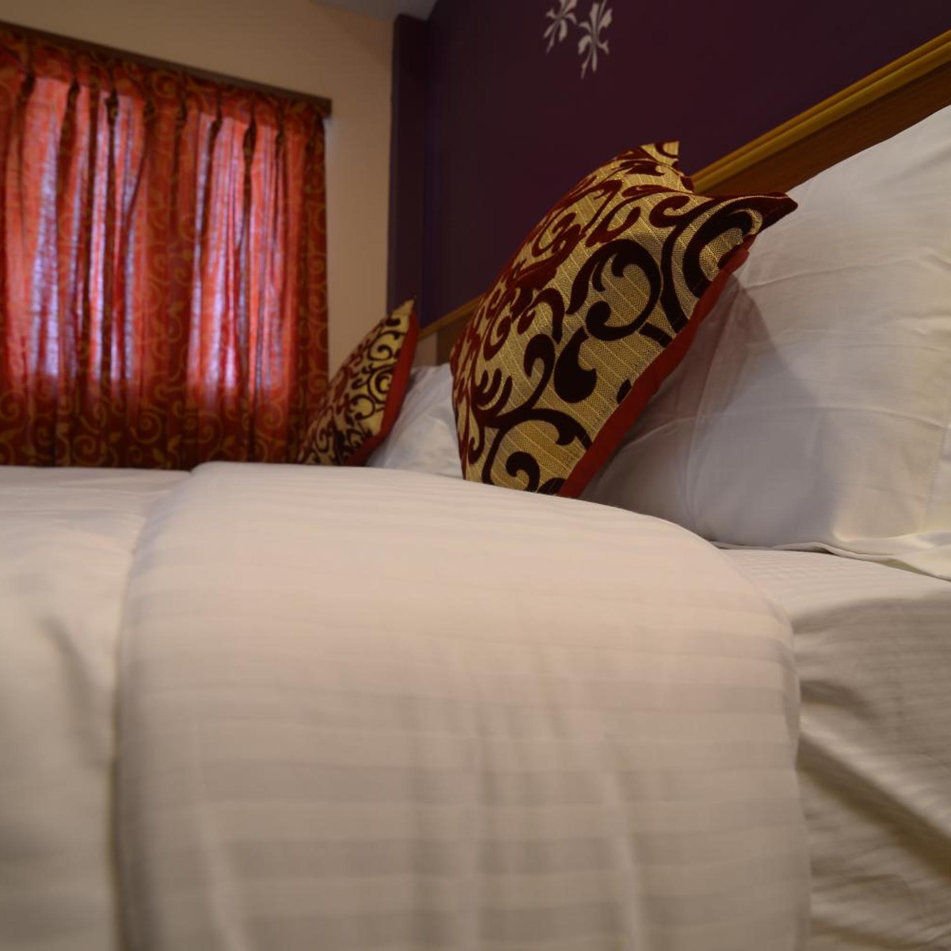 Hotel Vijay 32/42