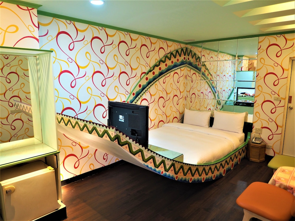 Day-Chen Hotel 22/47