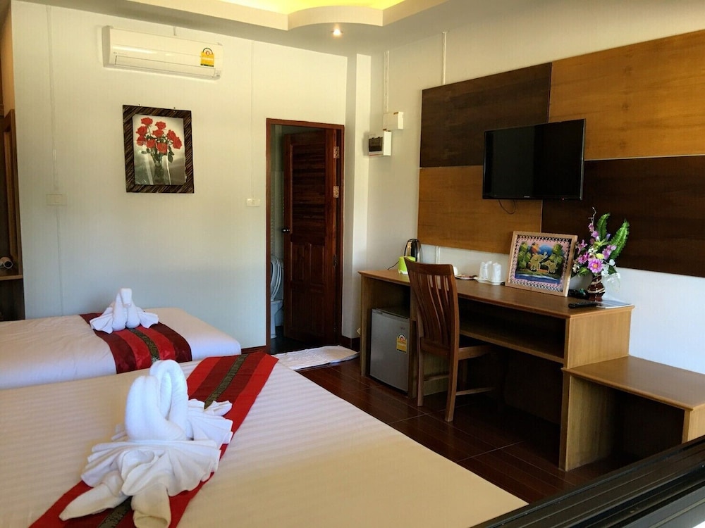 Hug Pua Hotel 15/37